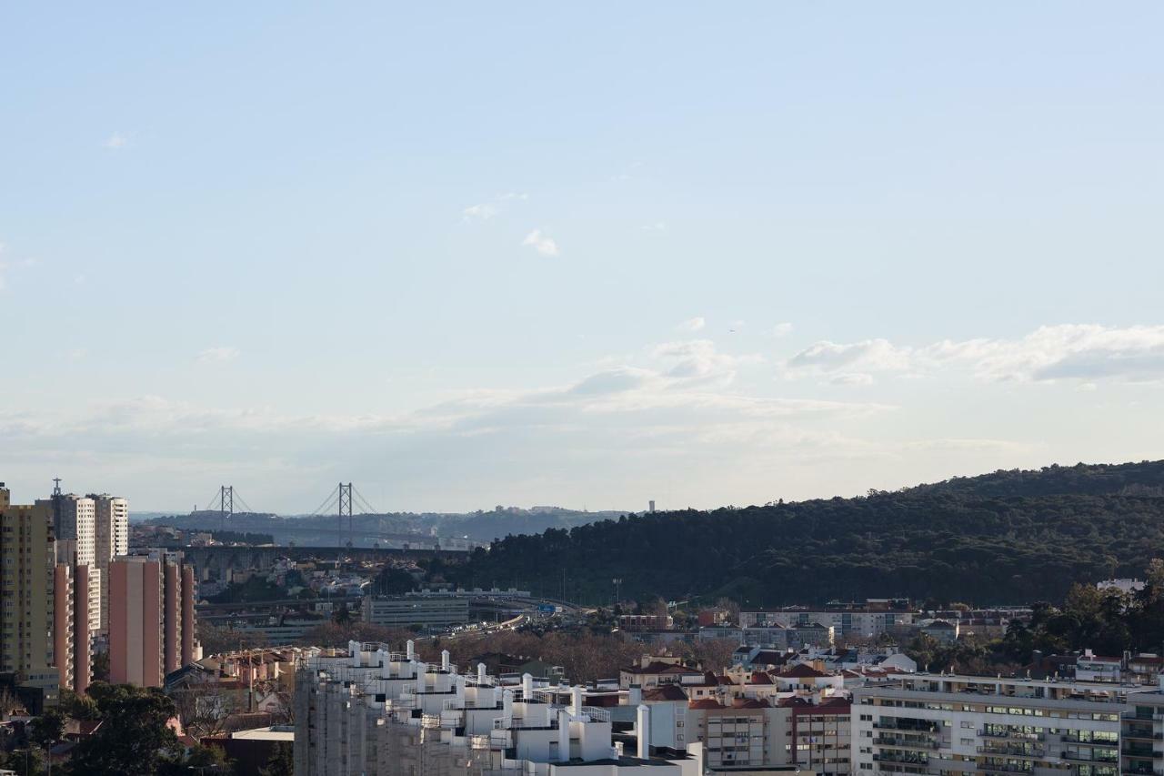 Skyscraper Riverview Lisbon With Indoor Pool المظهر الخارجي الصورة
