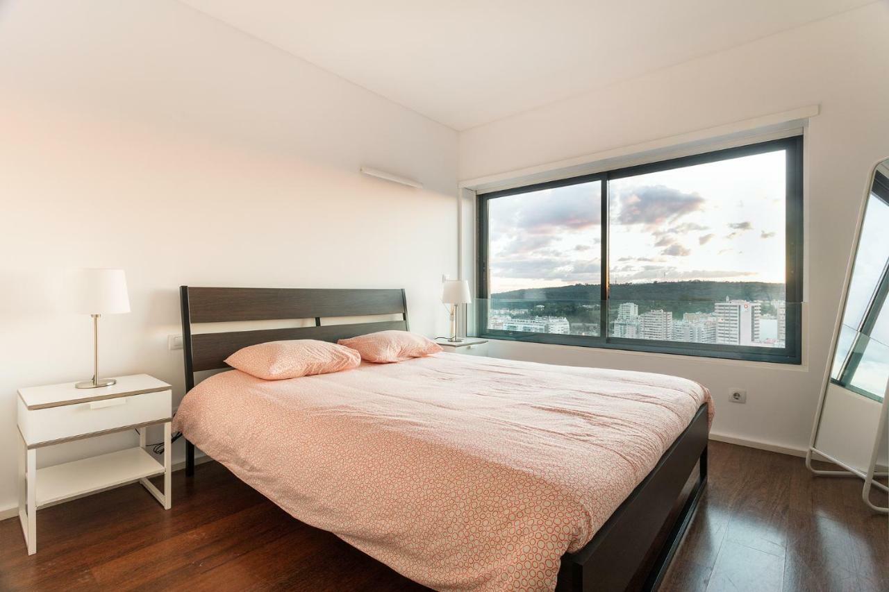 Skyscraper Riverview Lisbon With Indoor Pool المظهر الخارجي الصورة